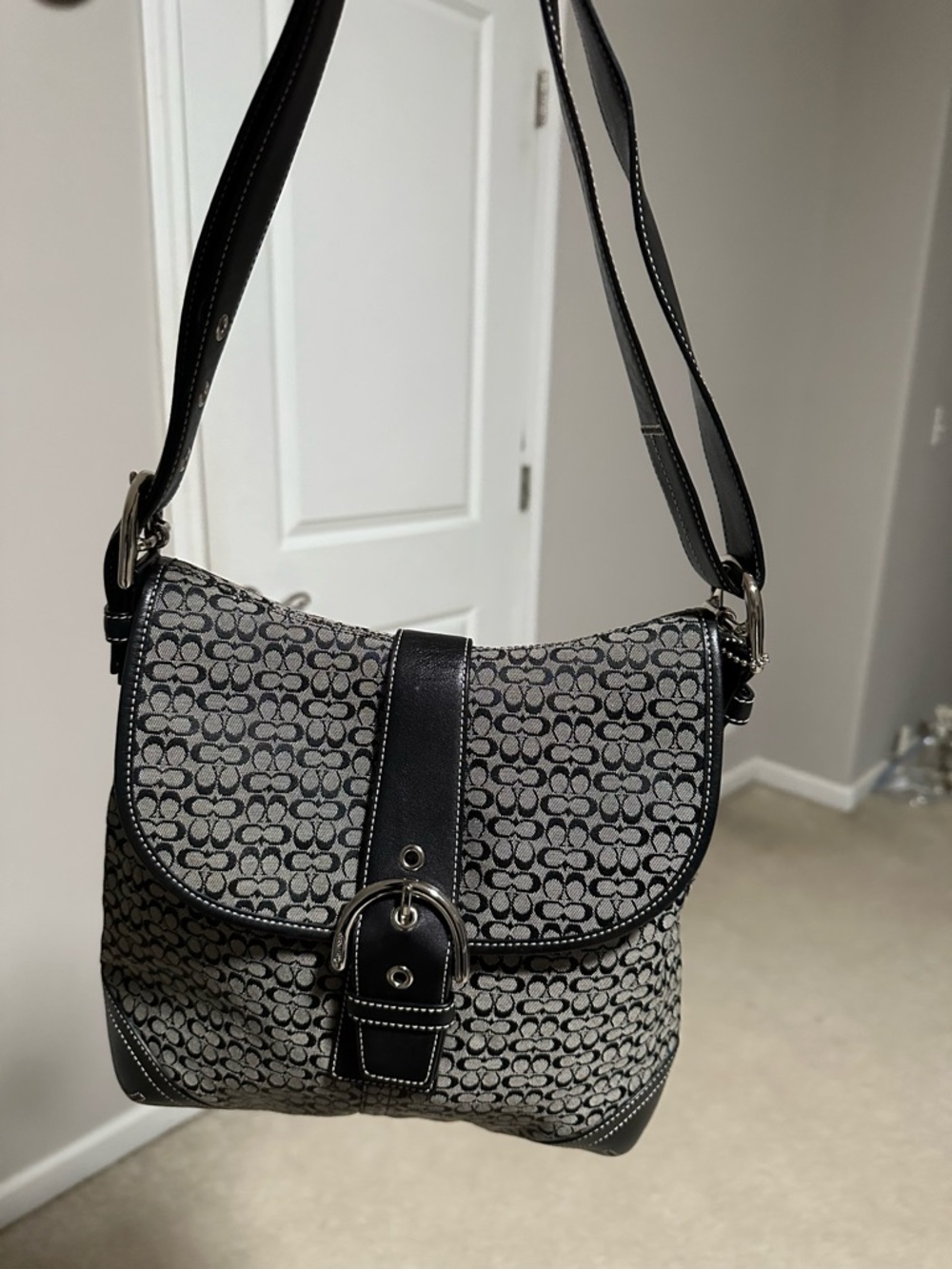 Coach Black and grey Signature Canvas Buckle Shoulder Bag - Picture 3 of 5